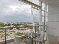 Lyon 2 - Confluence - Studio de 28,90 m² - Balcon — photo 2