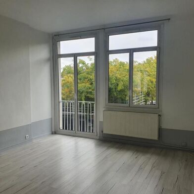 Appartement 3 pièces 127800 €