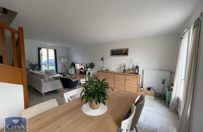 location maison 886 € CC /mois à proximité de Sèvres-Anxaumont (86800)