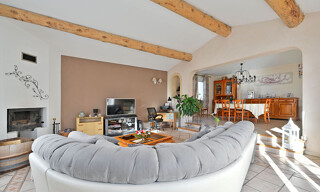 Maison 9 Pièces 204 m² à vendre à Courthézon (84350)