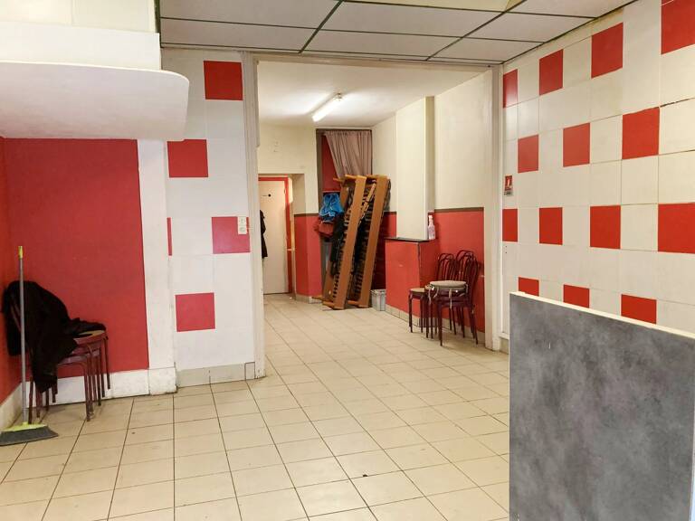 En vente chez BRUYERE IMMOBILIER — photo 1