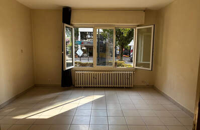ROND-POINT-DE-RENNES — photo du bien