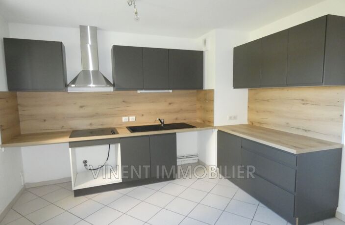 location appartement 3 Pièce(s) — photo 2