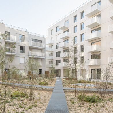 Appartement 4 pièces 364825 €