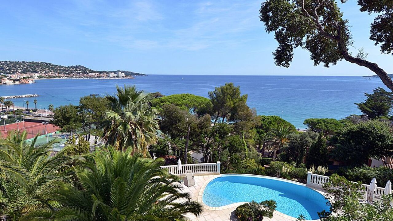 maison 8 pièces 300 m2 à vendre à Sainte-Maxime (83120)