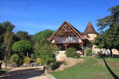 Maison 12 pièces 543400 €