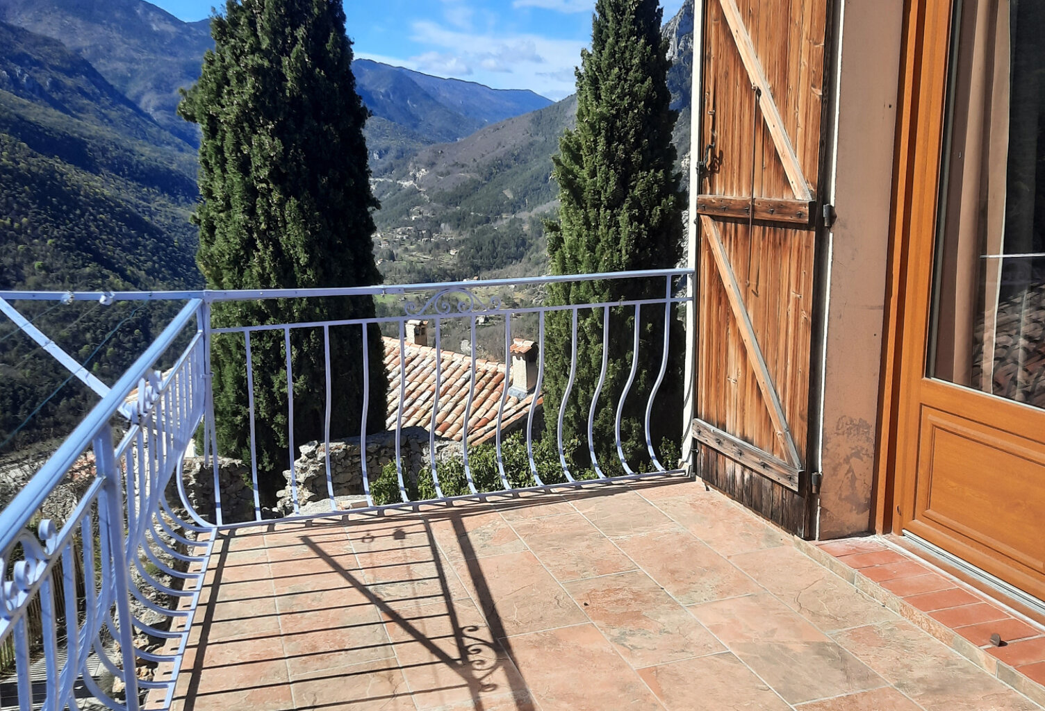 Maison 4 pièces plus dépendances sur un Terrain de 238 m2 — photo 1