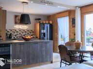 Bel Appartement  Lumineux T 4 avec terrasse et garage — photo 3