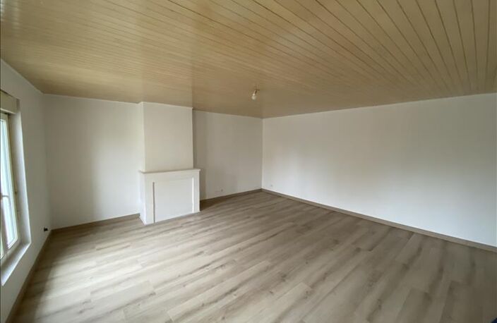 Vente immeuble   Saint-Denis-de-Pile (33910) — photo 2