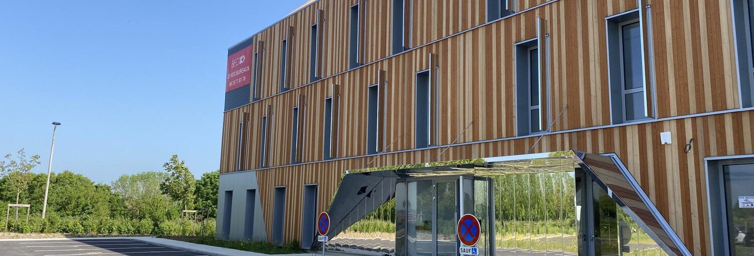 Bureau  121 m² à louer à Amiens (80000)