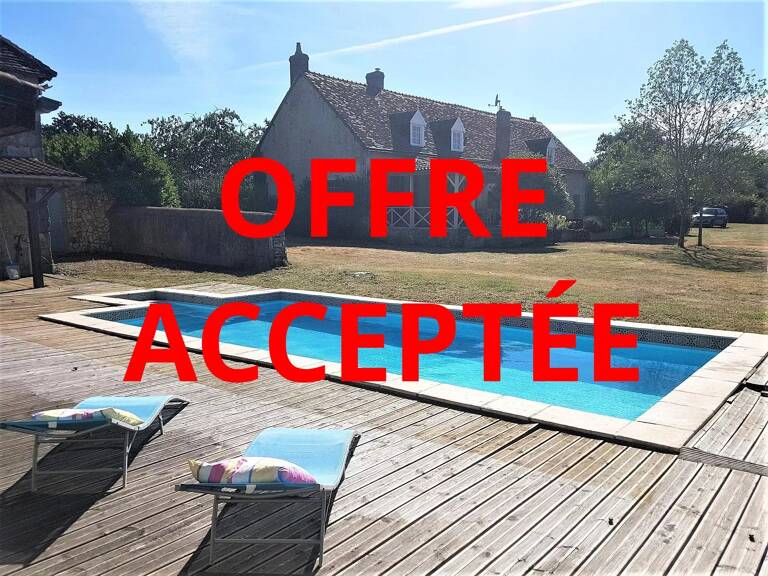 Maison avec piscine à vendre proche La Trimouille 86 — photo 1