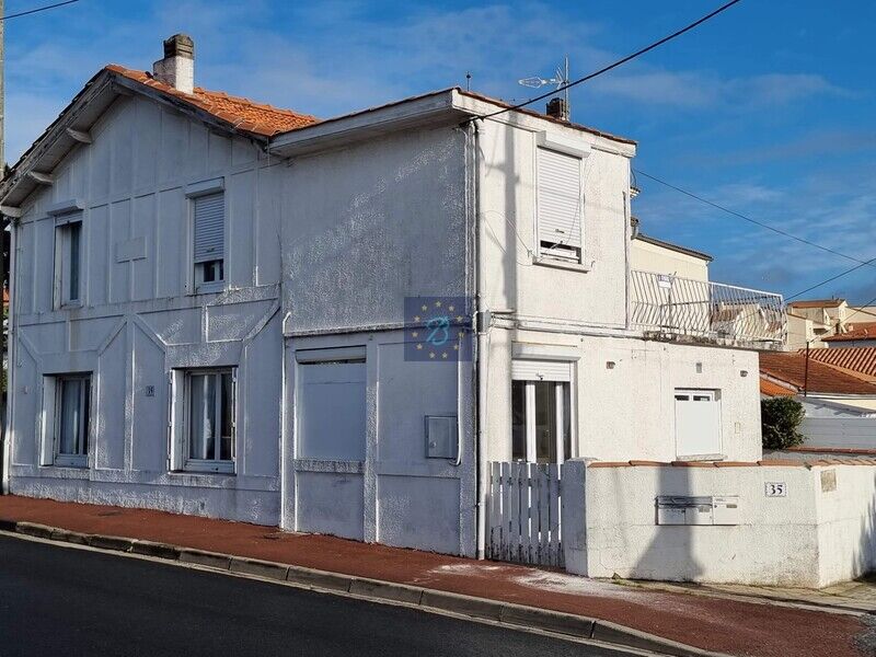 Immeuble  T6 à vendre Royan 17200