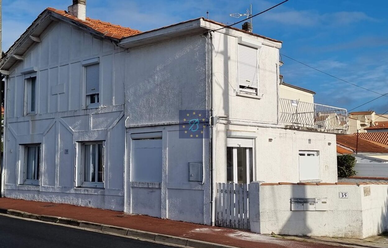 immeuble  pièces 125 m2 à vendre à Royan (17200)