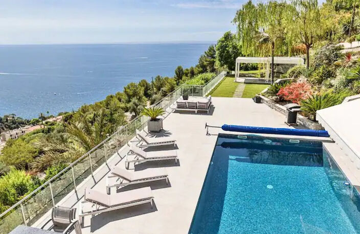 Villa vue mer sur Èze 5 chambres — photo 2