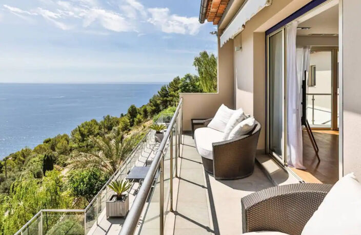 Villa vue mer sur Èze 5 chambres — photo 4