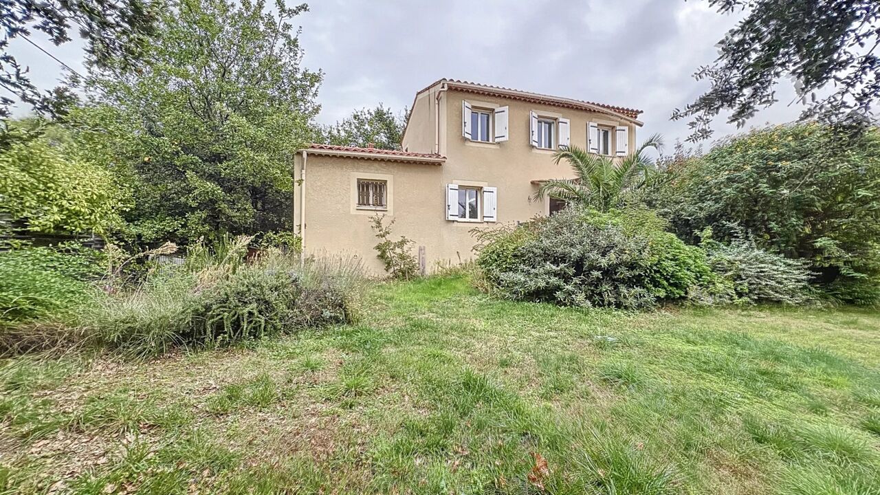 maison 4 pièces 125 m2 à vendre à Modène (84330)