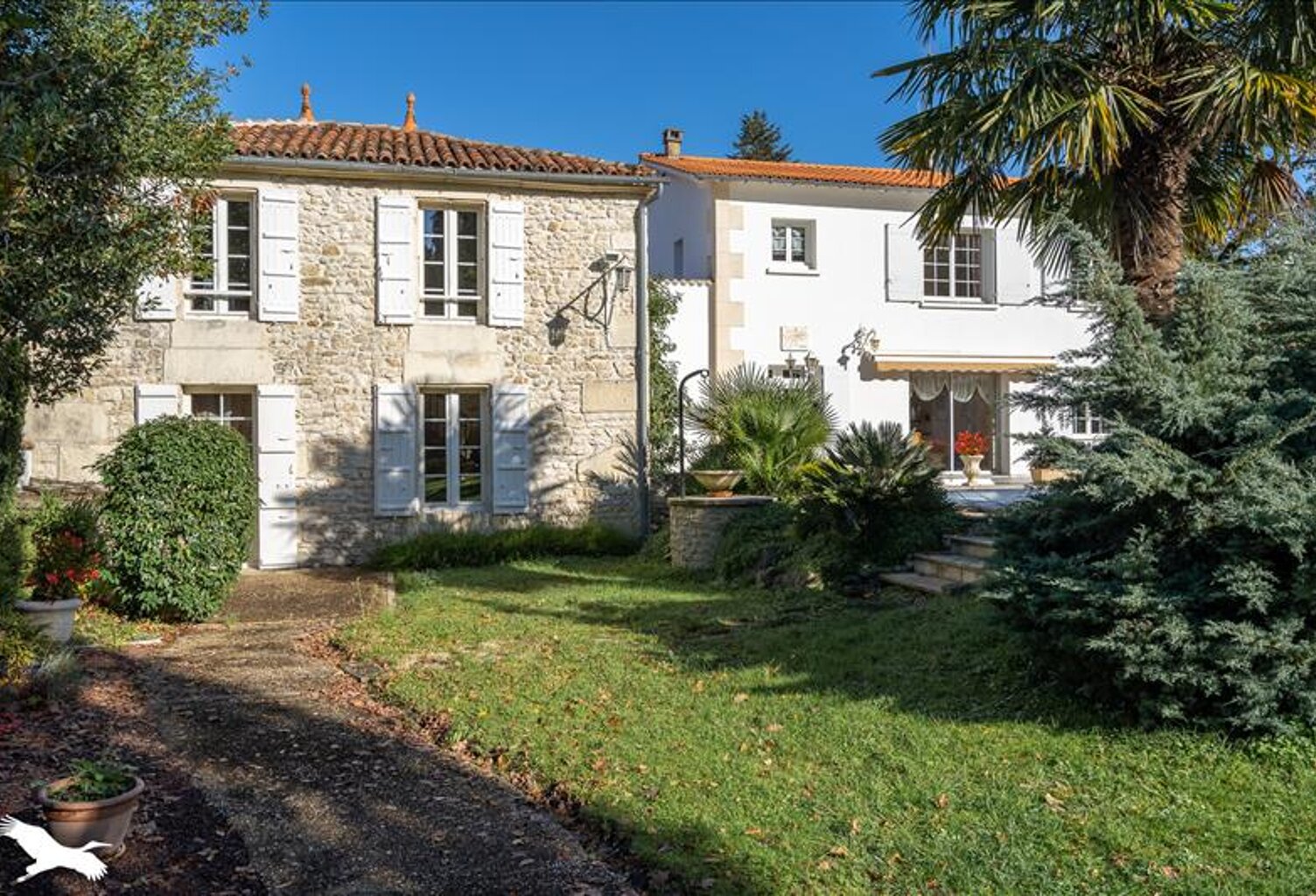 Maison de bourg de 7 pièces principales — photo 1