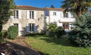 Maison 7 Pièces 228 m² à vendre à Saint-Bris-des-Bois (17770)