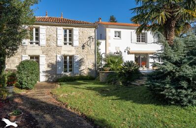 vente maison 472 500 € à proximité de Saint-Césaire (17770)