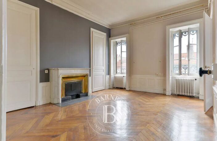 Lyon 6 - Foch - Appartement en dernier étage de 131,78 m²  - 3 chambres — photo 2