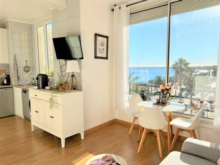 2 pièces - Promenade des Anglais // Sous compromis — photo 1