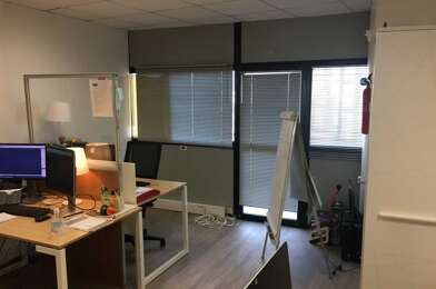 Bureau  1800 €