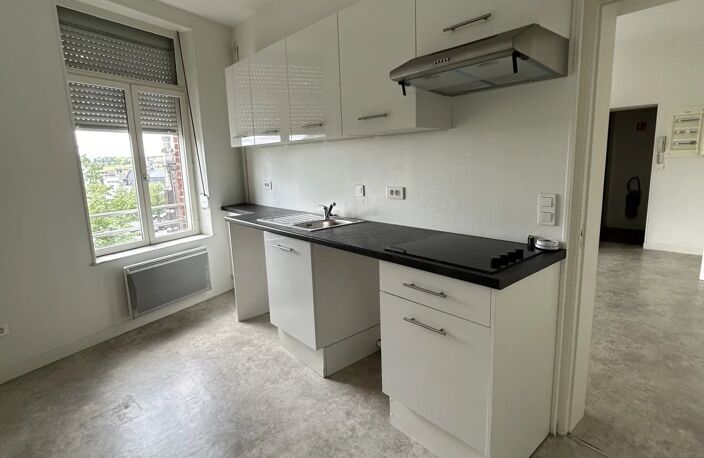 Bien vendu : Appartement  Hautmont (59330) — photo 3