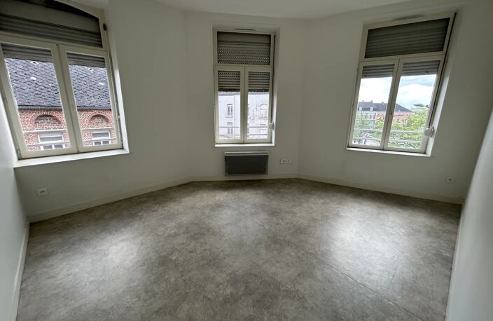 Bien vendu : Appartement  Hautmont (59330) — photo 4