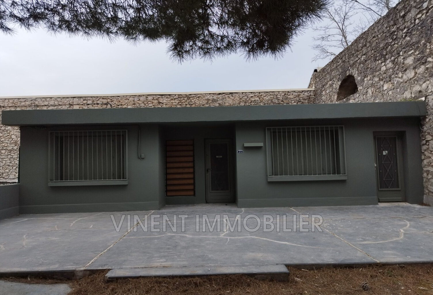 professionnel local commercial — photo 1