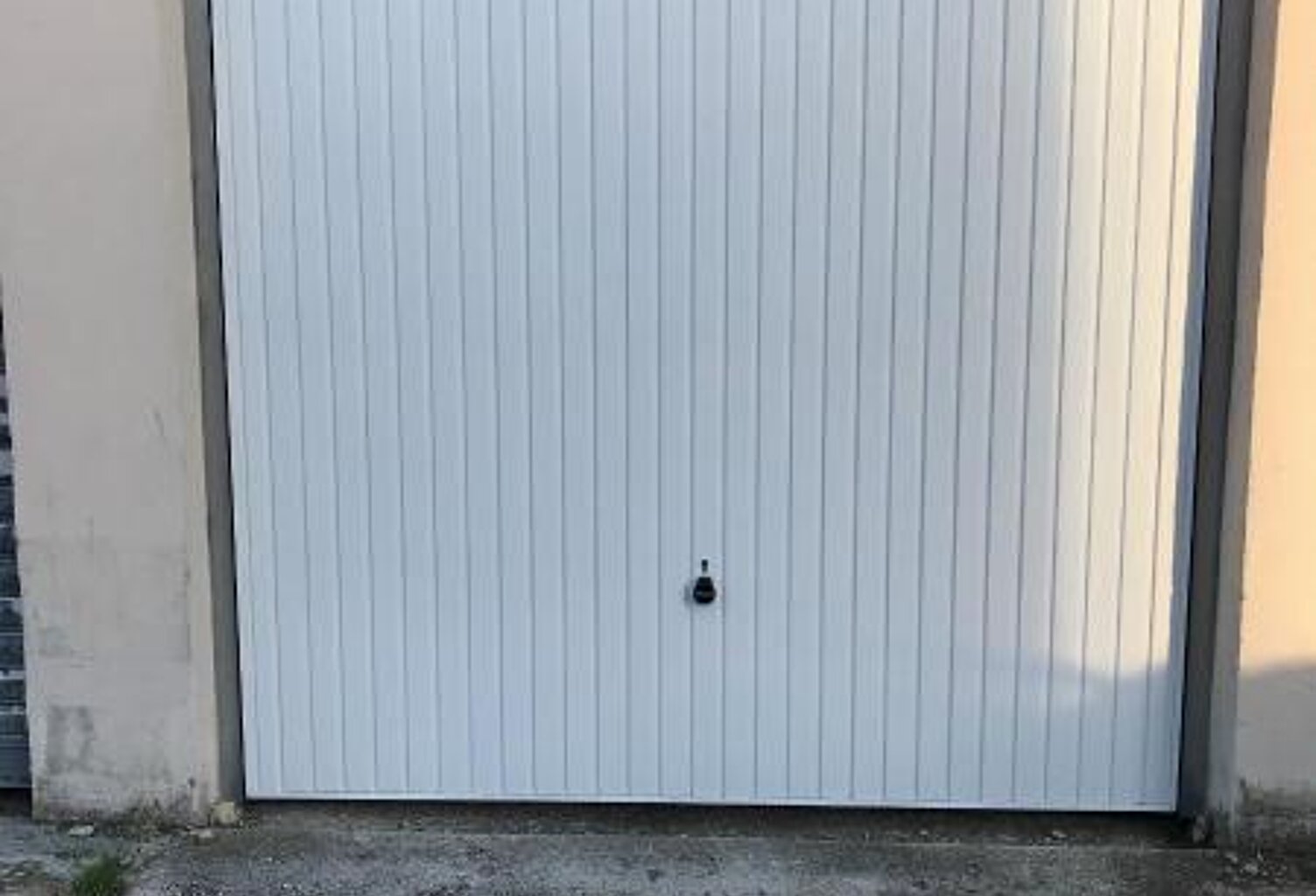 Location garage  12 m² à Valréas (84600) — photo 1