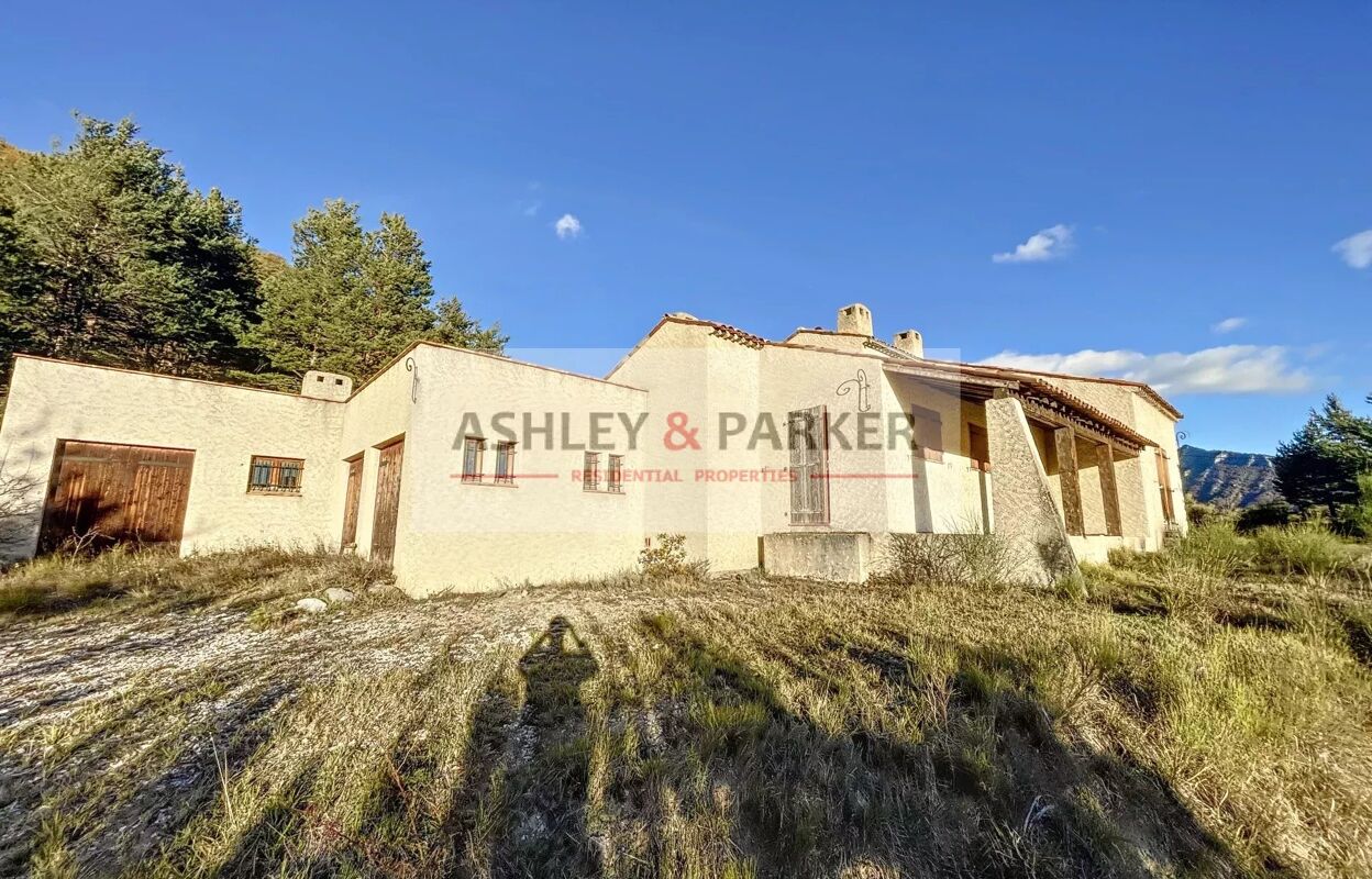 maison 6 pièces 230 m2 à vendre à Castellet-Lès-Sausses (04320)