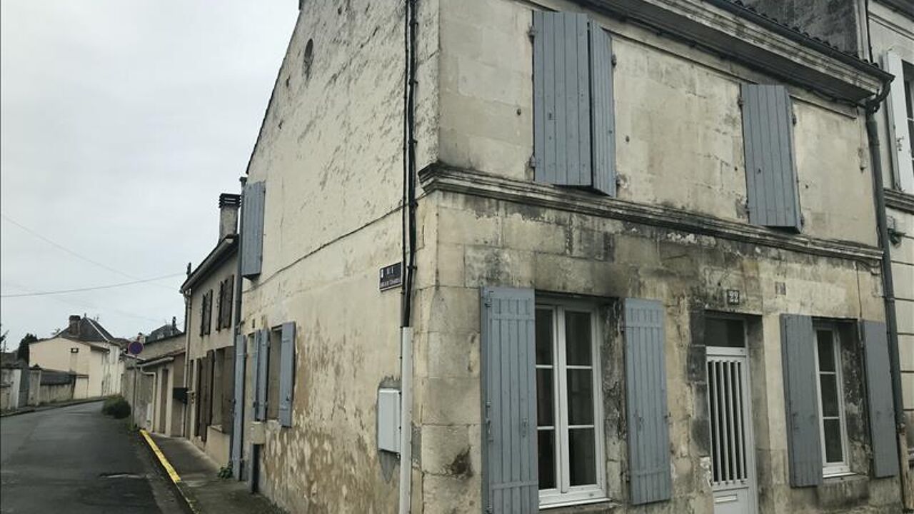 immeuble  pièces  m2 à vendre à Saint-Jean-d'Angély (17400)