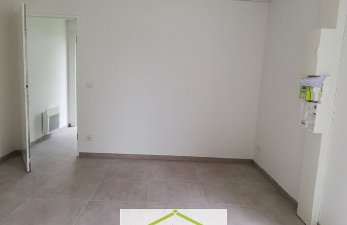 Bureau — photo 2