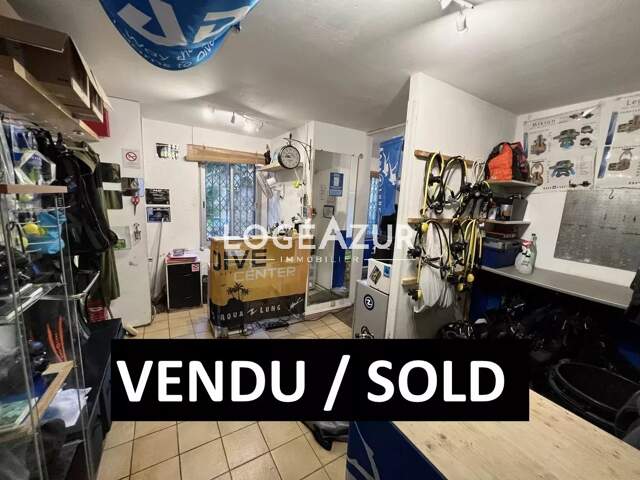 Local commercial — photo du bien