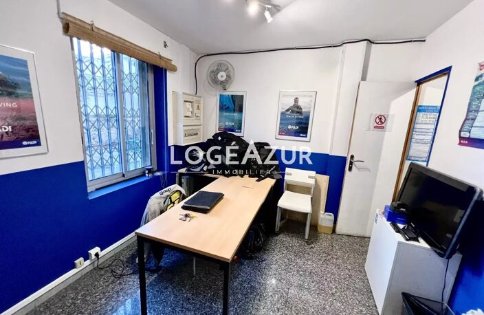 Local commercial — photo 3
