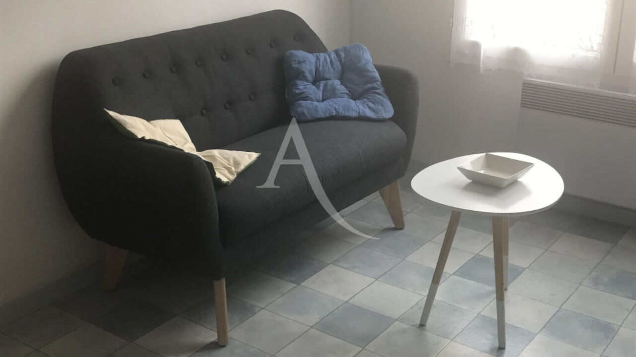 appartement 1 pièces 27 m2 à louer à Rochefort (17300)