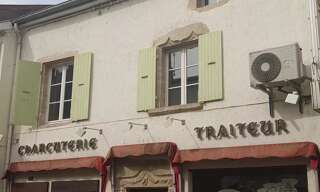 Immeuble  383 m² à vendre à La Clayette (71800)