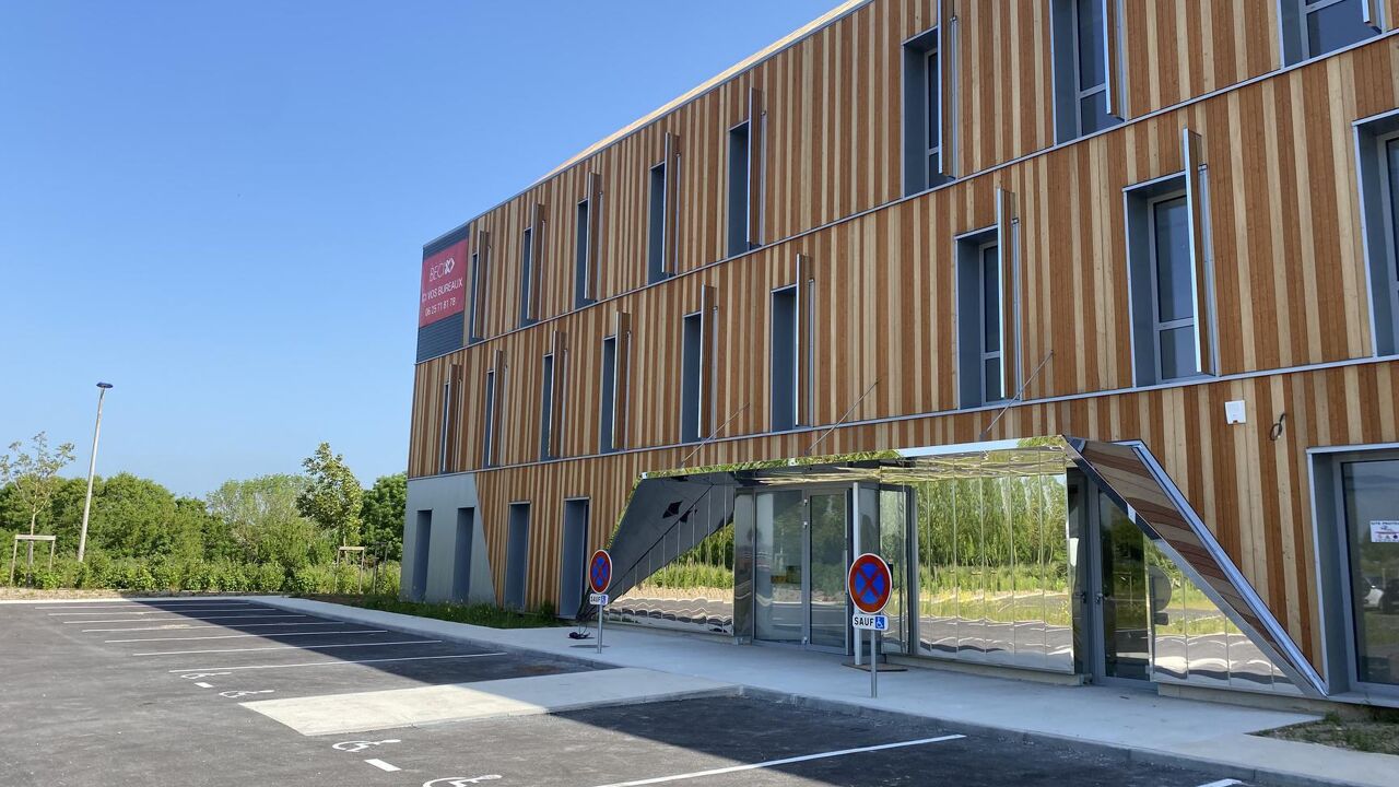 bureau  pièces 190 m2 à louer à Amiens (80000)