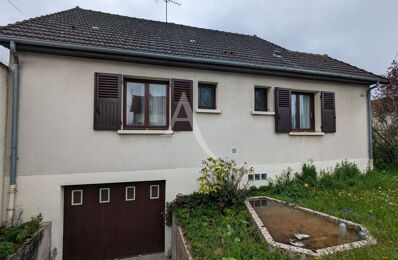 vente maison 125 750 € à proximité de Le Chautay (18150)