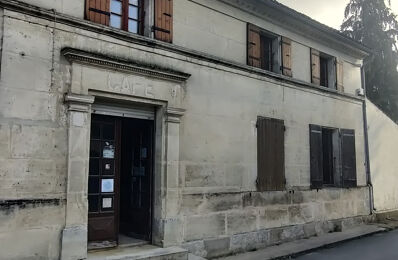 vente immeuble 97 000 € à proximité de Saint-Sauvant (17610)