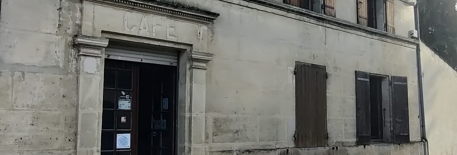 Immeuble  96 m² à vendre à La Chapelle-des-Pots (17100)