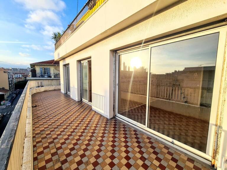 Appartement 2 pièces avec grande terrasse, Riquier, Le Port — photo 1