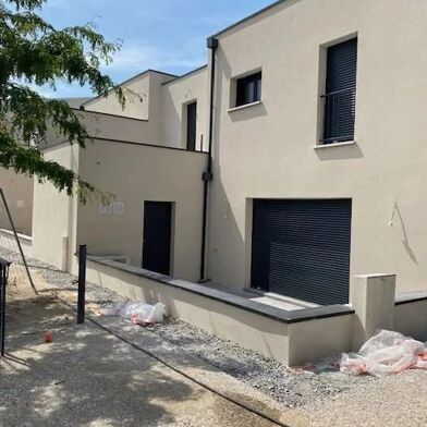 Maison 4 pièces 106 m²