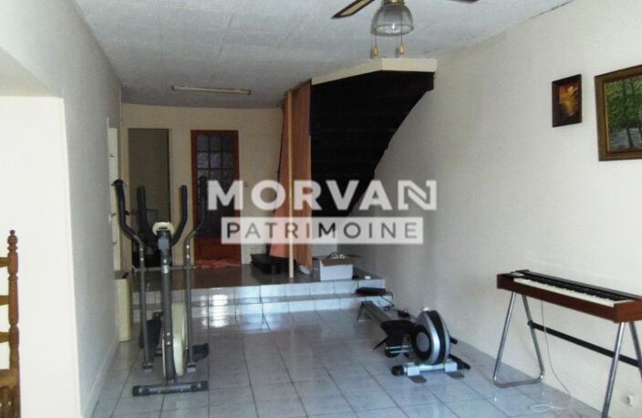 GRANDE MAISON DE BOURG 10 PIECES 182.4 M2 AU COEUR DE SAINT-SAULGE 59000 EUROS — photo 5