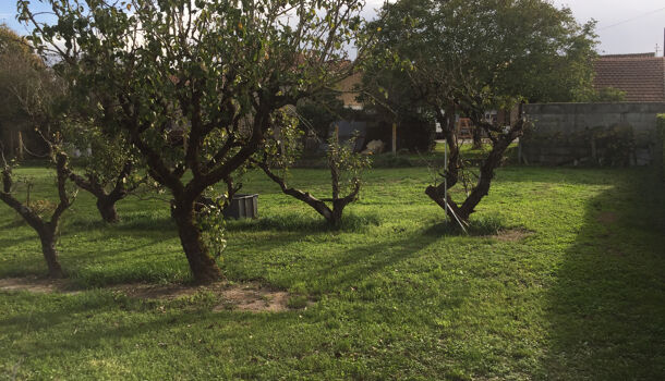 Terrain  à vendre Saint-Cyr-du-Doret 17170