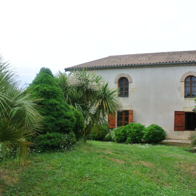 Maison 10 pièces 494000 €