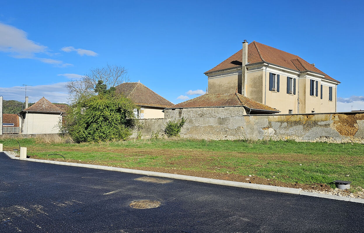 terrain  pièces 479 m2 à vendre à Saint-Chef (38890)