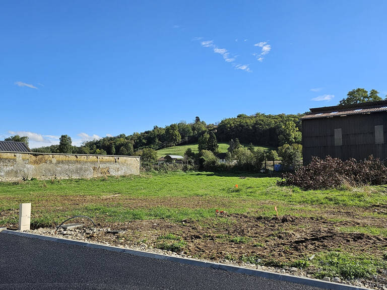 SAINT CHEF terrain plat viabilisé de 396 m2 — photo 1