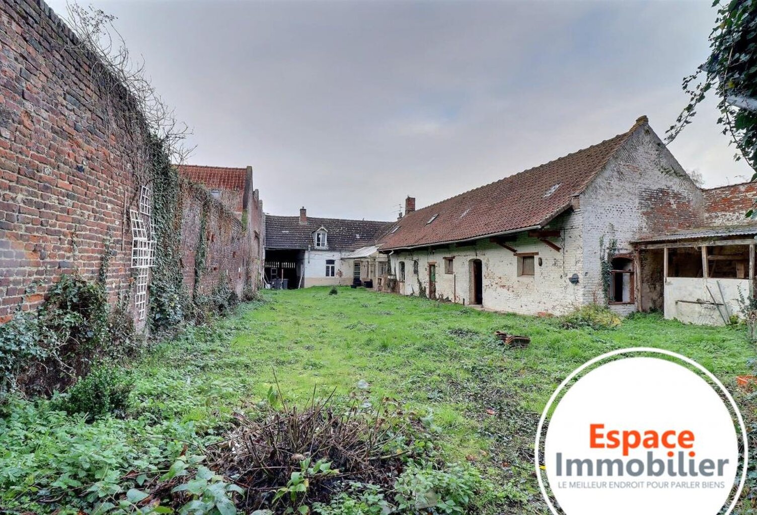 Corps de ferme à rénover — photo 1
