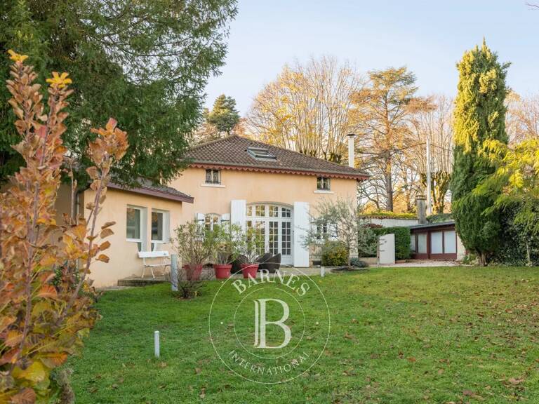 Saint-Cyr-au-Mont-d'Or - Maison ancienne - Terrain 1035m²  - 4 chambres — photo 1